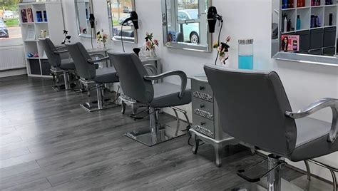 jadore hair ipswich.